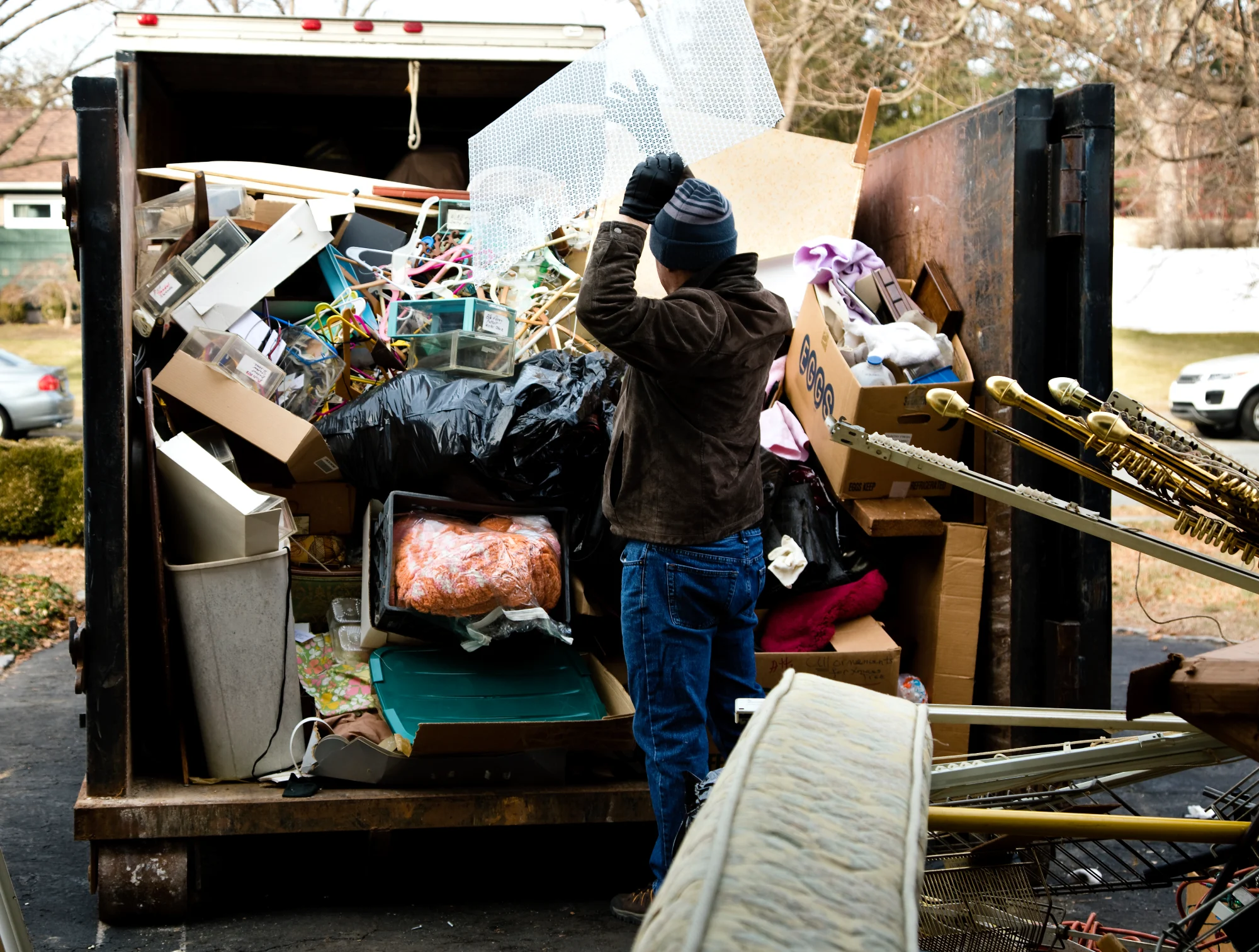 Los Hauling & Junk Removal Los Hauling & Junk Removal